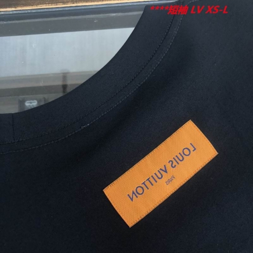 L...V... Round neck 11321 Men