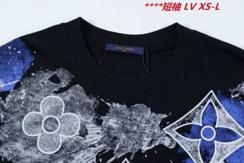 L...V... Round neck 13750 Men