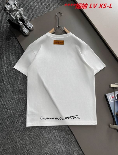 L...V... Round neck 10128 Men