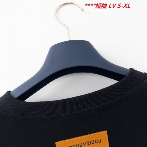 L...V... Round neck 14324 Men