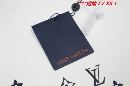 L...V... Round neck 10085 Men