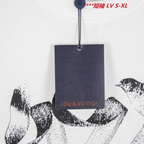 L...V... Round neck 13873 Men