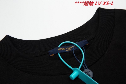 L...V... Round neck 10032 Men