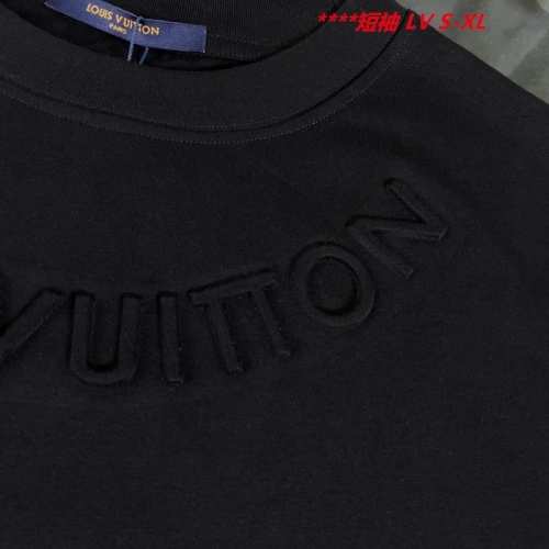 L...V... Round neck 14117 Men