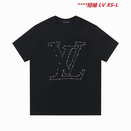 L...V... Round neck 13617 Men