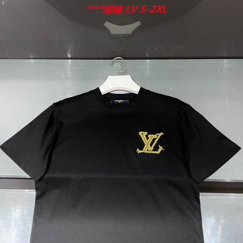 L...V... Round neck 15717 Men