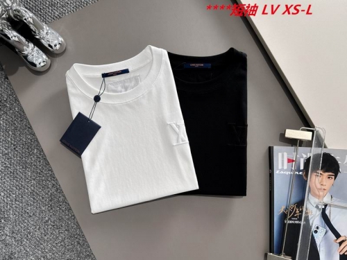 L...V... Round neck 10122 Men