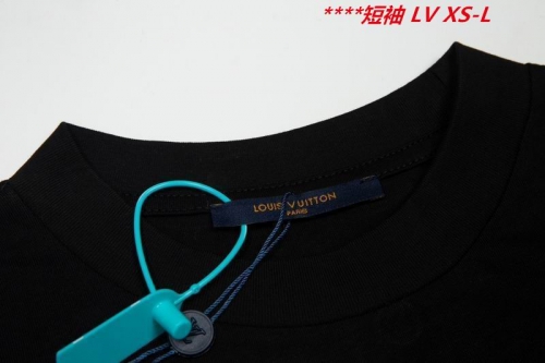 L...V... Round neck 12211 Men