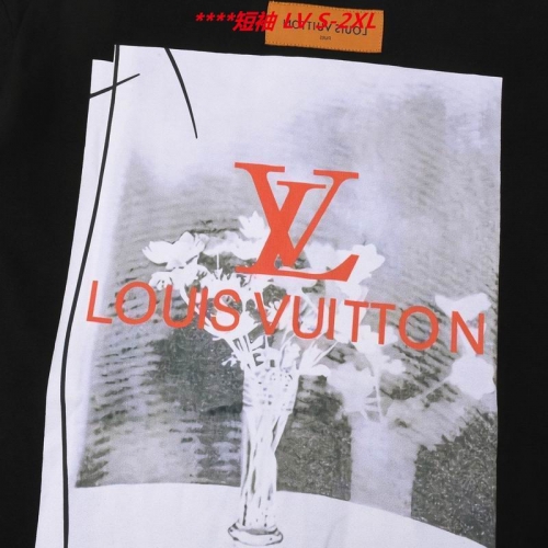 L...V... Round neck 15421 Men