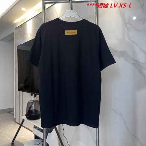 L...V... Round neck 11692 Men