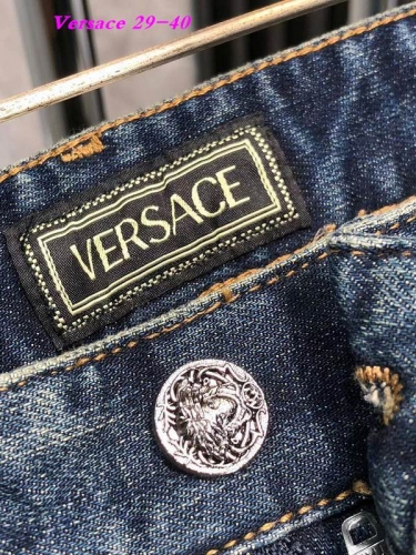 V.e.r.s.a.c.e. Long Jeans 1122 Men