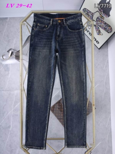 L...V... Long Jeans 3234 Men