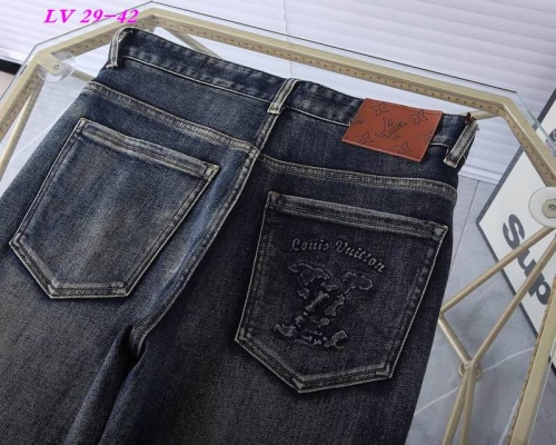 L...V... Long Jeans 3232 Men