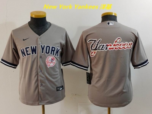 MLB New York Yankees 1258 Youth/Boy