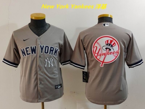 MLB New York Yankees 1268 Youth/Boy