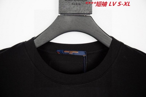 L...V... Round neck 4114 Men