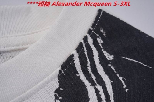 A.l.e.x.a.n.d.e.r. M.c.q.u.e.e.n. Round neck 4121 Men