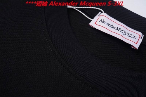 A.l.e.x.a.n.d.e.r. M.c.q.u.e.e.n. Round neck 4102 Men