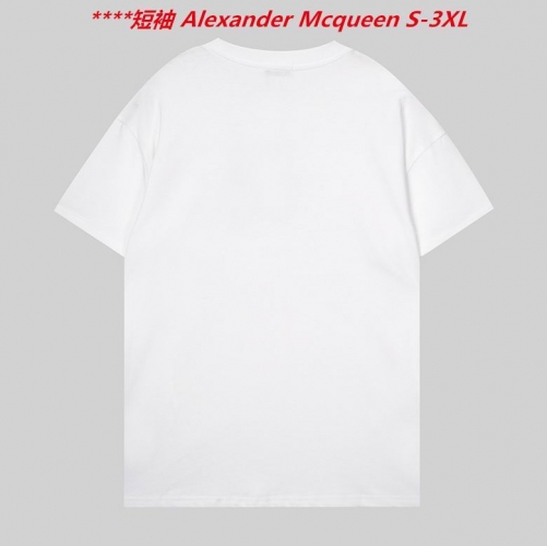 A.l.e.x.a.n.d.e.r. M.c.q.u.e.e.n. Round neck 4049 Men