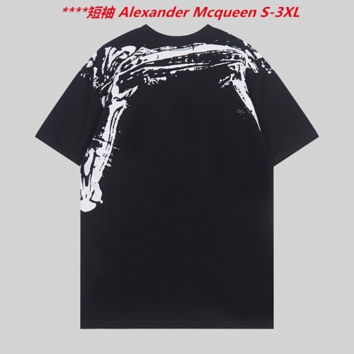 A.l.e.x.a.n.d.e.r. M.c.q.u.e.e.n. Round neck 4126 Men