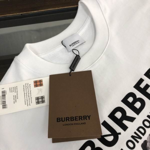 B.u.r.b.e.r.r.y. Round neck 5964 Men