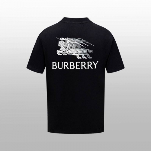 B.u.r.b.e.r.r.y. Round neck 4770 Men