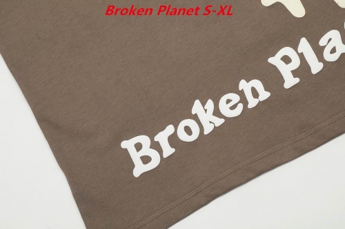 B.r.o.k.e.n. P.l.a.n.e.t. Round neck 4049 Men