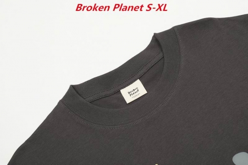 B.r.o.k.e.n. P.l.a.n.e.t. Round neck 4044 Men