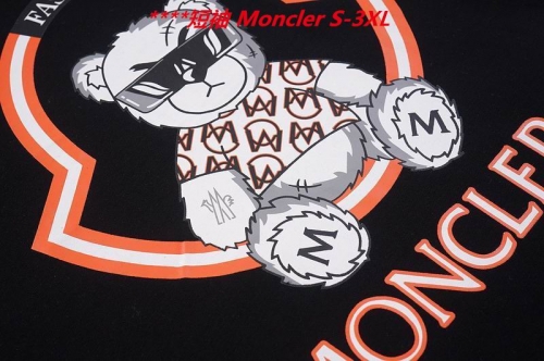 M.o.n...c.l.e.r. Round neck 4417 Men