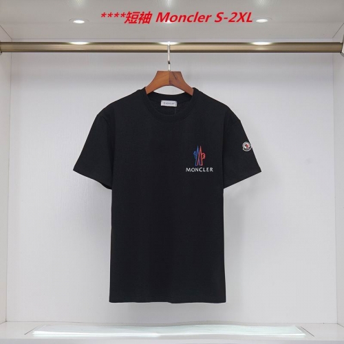 M.o.n...c.l.e.r. Round neck 4224 Men