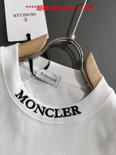 M.o.n...c.l.e.r. Round neck 4262 Men