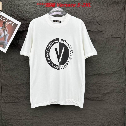 V.e.r.s.a.c.e. Round neck 4194 Men