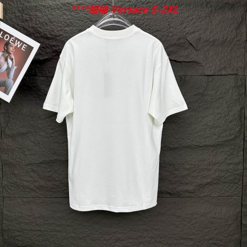 V.e.r.s.a.c.e. Round neck 4157 Men