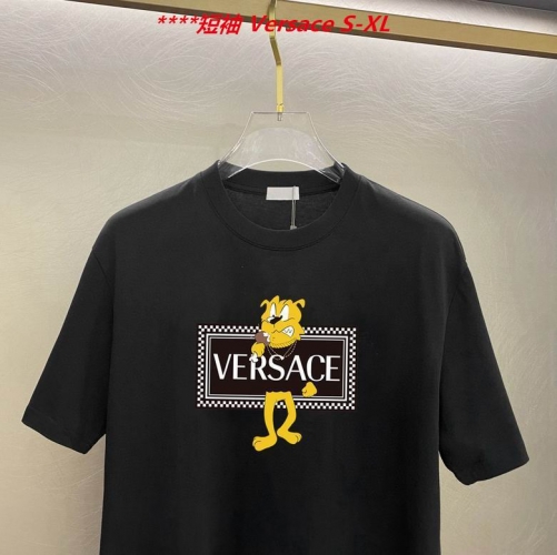 V.e.r.s.a.c.e. Round neck 4090 Men