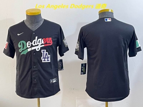 MLB Los Angeles Dodgers 3137 Youth/Boy