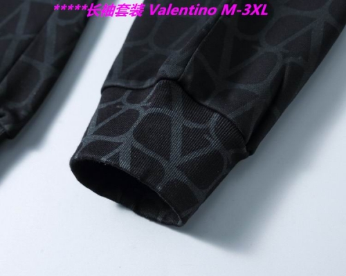 V.a.l.e.n.t.i.n.o. Two Pieces Long Suit 2226 Men