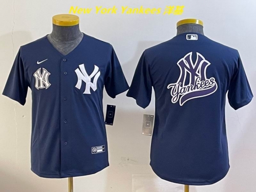 MLB New York Yankees 1585 Youth/Boy