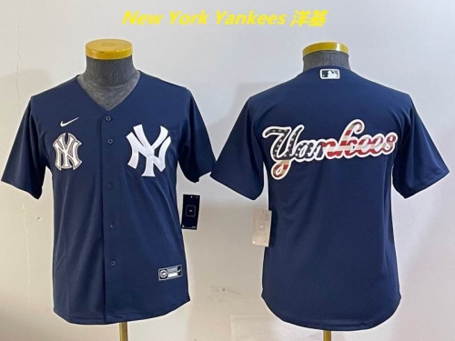 MLB New York Yankees 1582 Youth/Boy