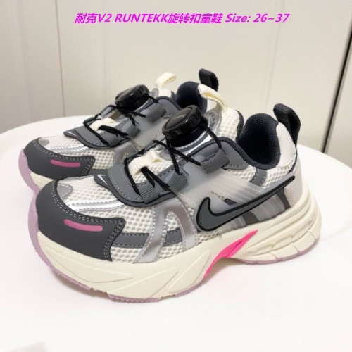 NIKE V2K RUNTEKK Sneakers Kids Shoes 1016 Child