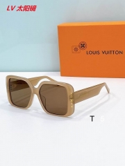 L...V... Sunglasses AAAA 12125
