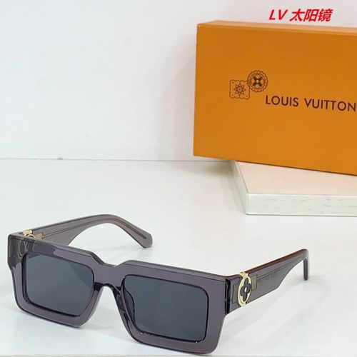 L...V... Sunglasses AAAA 11070