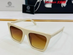 V.e.r.s.a.c.e. Sunglasses AAAA 10237