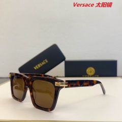 V.e.r.s.a.c.e. Sunglasses AAAA 11122