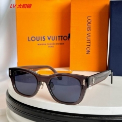 L...V... Sunglasses AAAA 12562