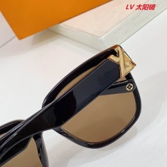 L...V... Sunglasses AAAA 11338