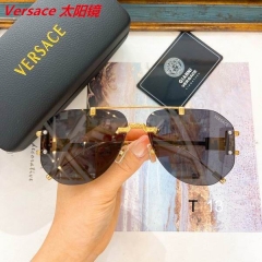 V.e.r.s.a.c.e. Sunglasses AAAA 11305