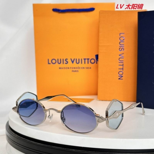 L...V... Sunglasses AAAA 11928