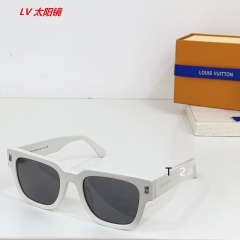 L...V... Sunglasses AAAA 12472