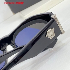 V.e.r.s.a.c.e. Sunglasses AAAA 11379