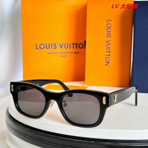 L...V... Sunglasses AAAA 11888